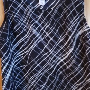 Buisness Casual Patterned sleaveless blouse